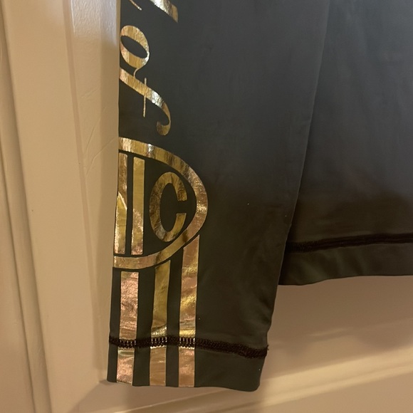 Moschino Jeans LOVE and Kisses Brown Gold Logo Long Sleeve size 6 - Picture 6 of 9